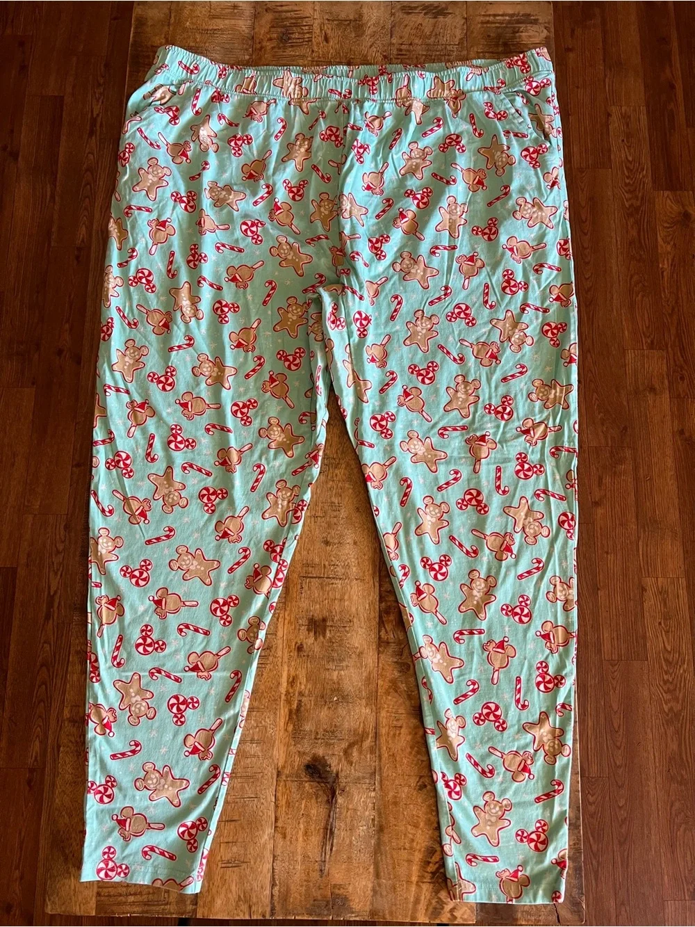 Disney Parks Women's 1X Pajama Pants Mickey Mouse Gingerbread Holiday Treats EUC - Picture 3 of 11